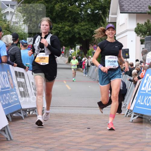 30.08.2026 - Blankeneser Heldenlauf Lena Gebhardt http://msf.ph/oto/10063125 30.08.2026 12:35:41 Ziel 2786, 4105, 4360, 4391 meine-sportfotos.de