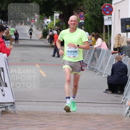 30.08.2026 - Blankeneser Heldenlauf Lena Gebhardt http://msf.ph/oto/10063148 30.08.2026 12:35:51 Ziel 2786, 4116 meine-sportfotos.de