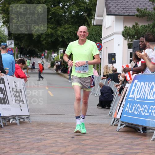 30.08.2026 - Blankeneser Heldenlauf Lena Gebhardt http://msf.ph/oto/10063154 30.08.2026 12:35:53 Ziel 4116 meine-sportfotos.de
