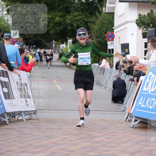 30.08.2026 - Blankeneser Heldenlauf Lena Gebhardt http://msf.ph/oto/10063183 30.08.2026 12:36:28 Ziel 4242 meine-sportfotos.de