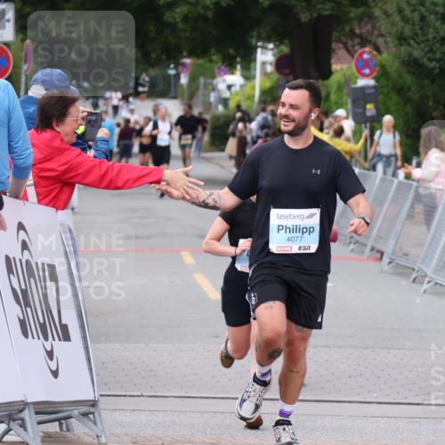 30.08.2026 - Blankeneser Heldenlauf Lena Gebhardt http://msf.ph/oto/10063202 30.08.2026 12:36:47 Ziel 4077, 4153 meine-sportfotos.de