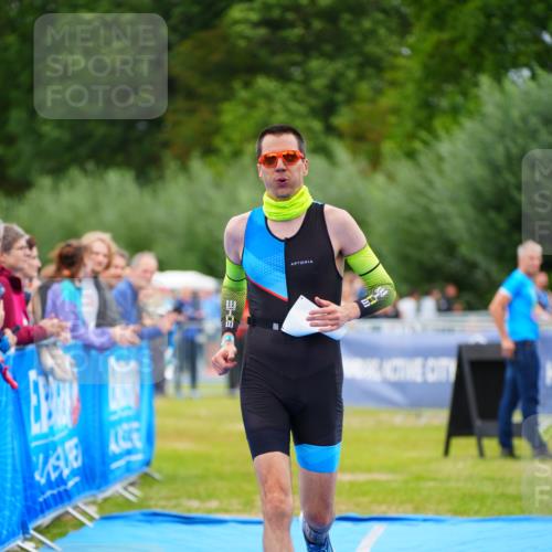 30.08.2026 - Elbe Triathlon Hamburg LAZAROV Photography http://msf.ph/oto/10063222 30.08.2026 11:53:44 Ziel 838, 1291 meine-sportfotos.de