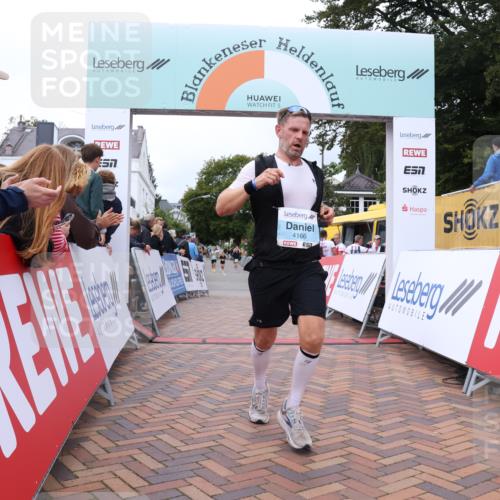30.08.2026 - Blankeneser Heldenlauf Lena Gebhardt http://msf.ph/oto/10063252 30.08.2026 12:37:07 Ziel 4166 meine-sportfotos.de
