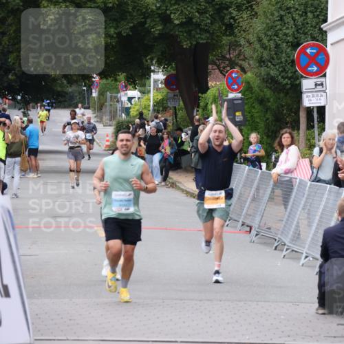 30.08.2026 - Blankeneser Heldenlauf Lena Gebhardt http://msf.ph/oto/10063256 30.08.2026 12:37:10 Ziel 4166 meine-sportfotos.de
