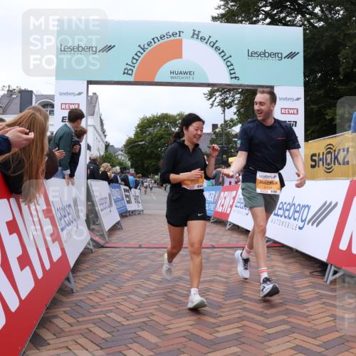 30.08.2026 - Blankeneser Heldenlauf Lena Gebhardt http://msf.ph/oto/10063291 30.08.2026 12:37:22 Ziel 2108, 2109, 4193 meine-sportfotos.de
