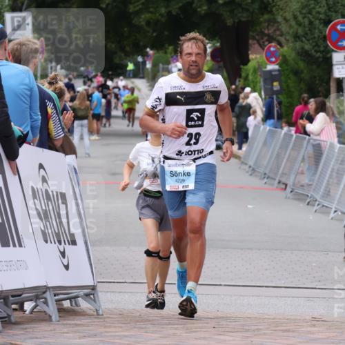 30.08.2026 - Blankeneser Heldenlauf Lena Gebhardt http://msf.ph/oto/10063302 30.08.2026 12:37:33 Ziel 4239 meine-sportfotos.de