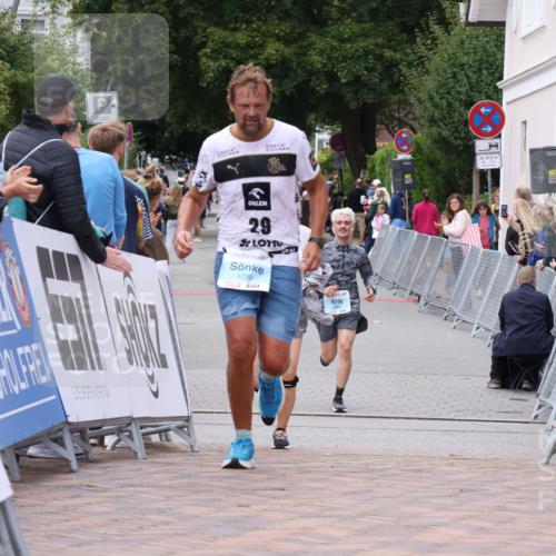 30.08.2026 - Blankeneser Heldenlauf Lena Gebhardt http://msf.ph/oto/10063306 30.08.2026 12:37:34 Ziel 4239 meine-sportfotos.de