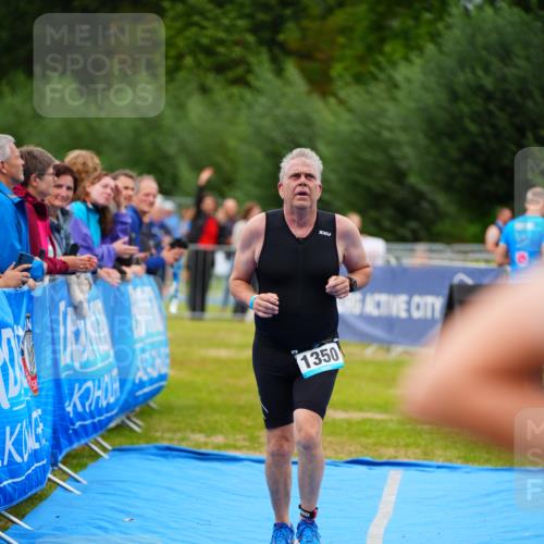 30.08.2026 - Elbe Triathlon Hamburg LAZAROV Photography http://msf.ph/oto/10063316 30.08.2026 11:54:33 Ziel 1350, 1378 meine-sportfotos.de