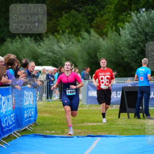 30.08.2026 - Elbe Triathlon Hamburg LAZAROV Photography http://msf.ph/oto/10063326 30.08.2026 11:54:44 Ziel 479, 1400 meine-sportfotos.de