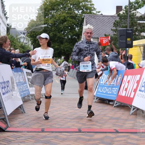 30.08.2026 - Blankeneser Heldenlauf Lena Gebhardt http://msf.ph/oto/10063328 30.08.2026 12:37:40 Ziel 2084, 4239, 4257 meine-sportfotos.de
