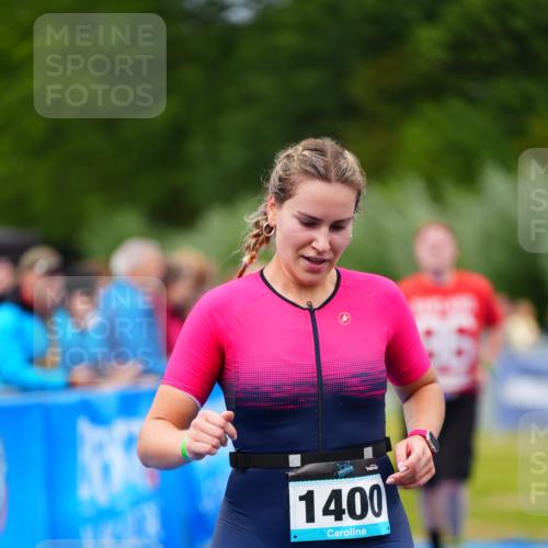 30.08.2026 - Elbe Triathlon Hamburg LAZAROV Photography http://msf.ph/oto/10063345 30.08.2026 11:54:48 Ziel 479, 1393, 1400, 1428 meine-sportfotos.de