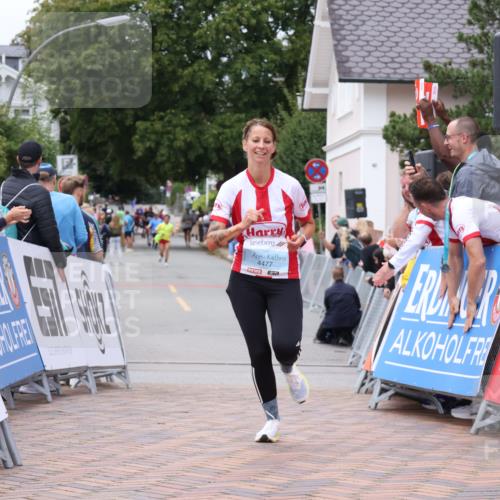 30.08.2026 - Blankeneser Heldenlauf Lena Gebhardt http://msf.ph/oto/10063353 30.08.2026 12:37:44 Ziel 2084, 4239, 4257, 4477 meine-sportfotos.de