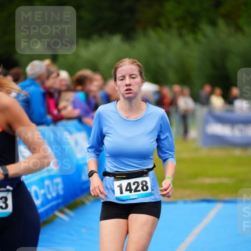 30.08.2026 - Elbe Triathlon Hamburg LAZAROV Photography http://msf.ph/oto/10063366 30.08.2026 11:54:57 Ziel 1393, 1428 meine-sportfotos.de