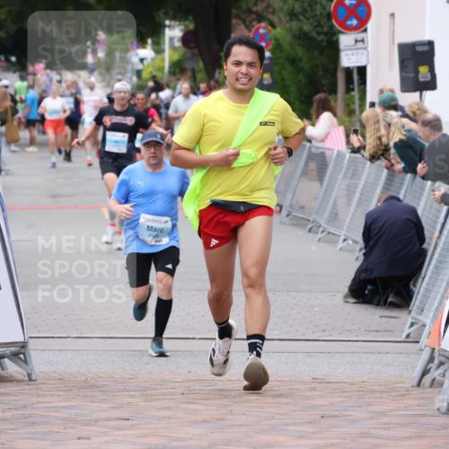 30.08.2026 - Blankeneser Heldenlauf Lena Gebhardt http://msf.ph/oto/10063370 30.08.2026 12:38:00 Ziel 4406 meine-sportfotos.de
