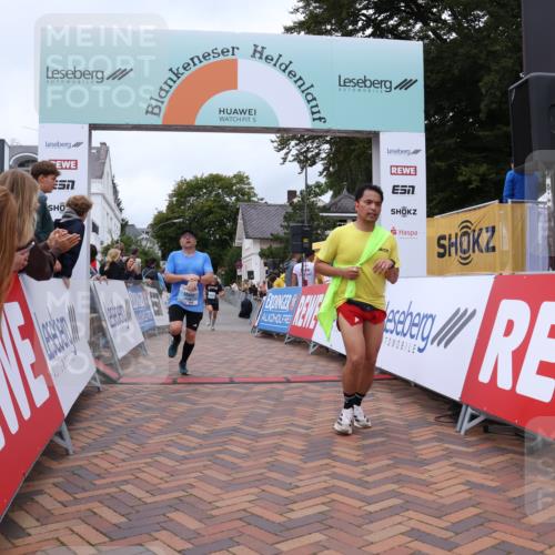 30.08.2026 - Blankeneser Heldenlauf Lena Gebhardt http://msf.ph/oto/10063385 30.08.2026 12:38:04 Ziel 4406, 4474 meine-sportfotos.de