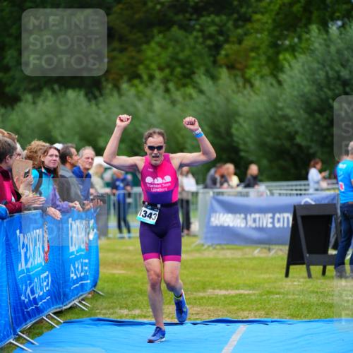 30.08.2026 - Elbe Triathlon Hamburg LAZAROV Photography http://msf.ph/oto/10063410 30.08.2026 11:55:33 Ziel 1343 meine-sportfotos.de