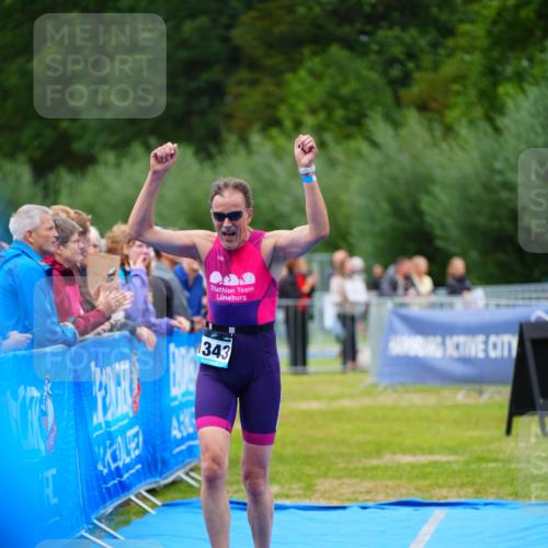 30.08.2026 - Elbe Triathlon Hamburg LAZAROV Photography http://msf.ph/oto/10063418 30.08.2026 11:55:34 Ziel 1343 meine-sportfotos.de