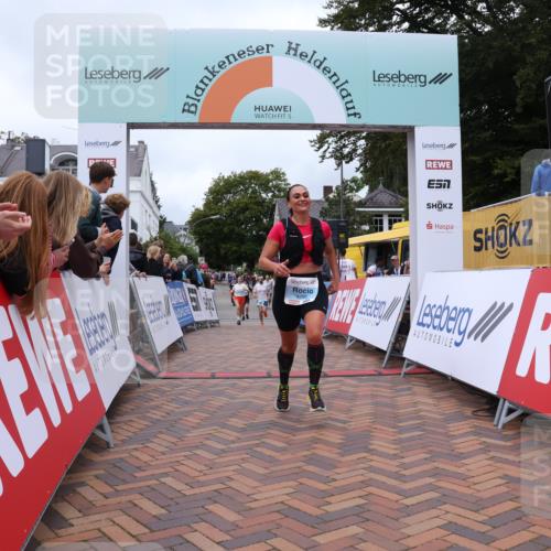 30.08.2026 - Blankeneser Heldenlauf Lena Gebhardt http://msf.ph/oto/10063424 30.08.2026 12:38:13 Ziel 4288, 4474 meine-sportfotos.de