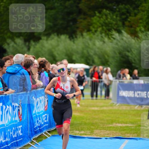 30.08.2026 - Elbe Triathlon Hamburg LAZAROV Photography http://msf.ph/oto/10063429 30.08.2026 11:55:48 Ziel 1423, 1507 meine-sportfotos.de