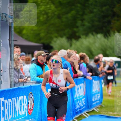 30.08.2026 - Elbe Triathlon Hamburg LAZAROV Photography http://msf.ph/oto/10063437 30.08.2026 11:55:49 Ziel 1423, 1507 meine-sportfotos.de