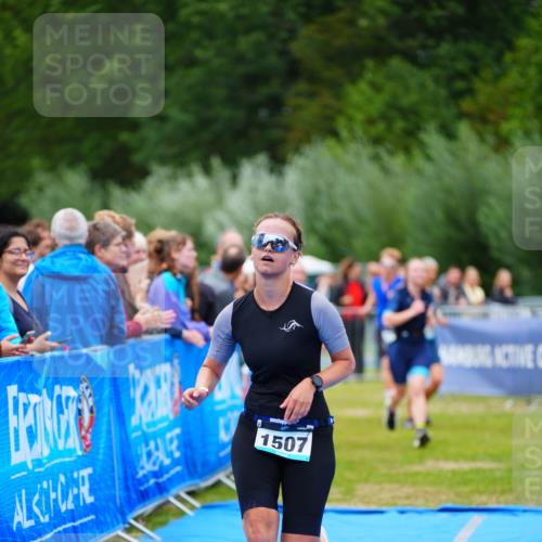 30.08.2026 - Elbe Triathlon Hamburg LAZAROV Photography http://msf.ph/oto/10063452 30.08.2026 11:55:55 Ziel 836, 861, 1376, 1507 meine-sportfotos.de