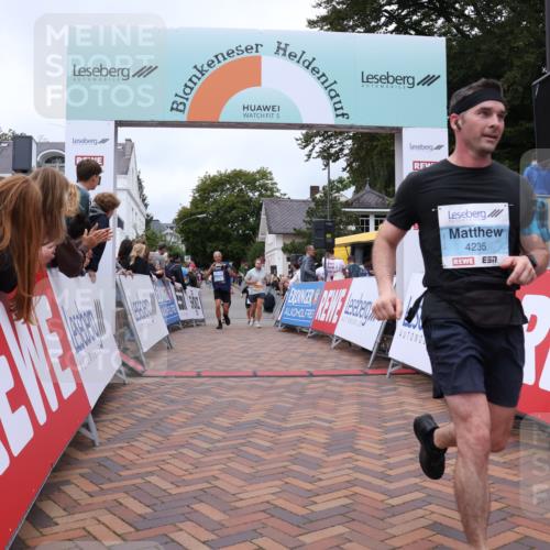 30.08.2026 - Blankeneser Heldenlauf Lena Gebhardt http://msf.ph/oto/10063455 30.08.2026 12:38:21 Ziel 2041, 4028, 4151, 4235, 4288, 4475 meine-sportfotos.de