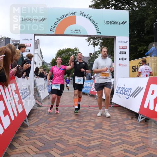 30.08.2026 - Blankeneser Heldenlauf Lena Gebhardt http://msf.ph/oto/10063480 30.08.2026 12:38:26 Ziel 2041, 4028, 4133, 4151, 4235, 4265, 4447, 4475 meine-sportfotos.de