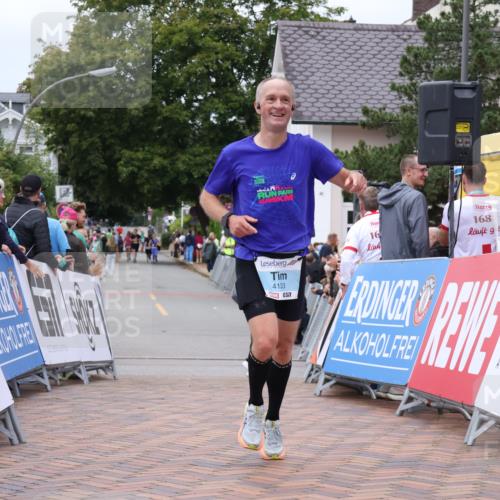 30.08.2026 - Blankeneser Heldenlauf Lena Gebhardt http://msf.ph/oto/10063501 30.08.2026 12:38:30 Ziel 2041, 4133, 4151, 4265, 4447 meine-sportfotos.de