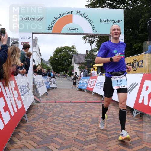 30.08.2026 - Blankeneser Heldenlauf Lena Gebhardt http://msf.ph/oto/10063514 30.08.2026 12:38:31 Ziel 2041, 4133, 4151, 4265, 4447 meine-sportfotos.de