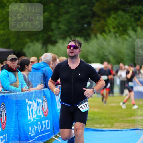 30.08.2026 - Elbe Triathlon Hamburg LAZAROV Photography http://msf.ph/oto/10063515 30.08.2026 11:56:29 Ziel 1174, 1392, 1432 meine-sportfotos.de
