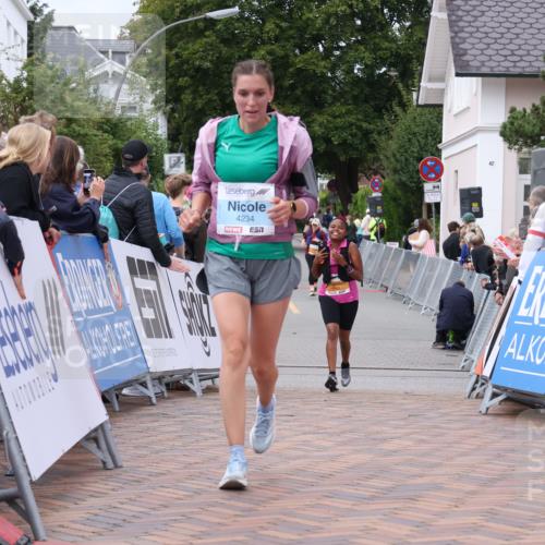 30.08.2026 - Blankeneser Heldenlauf Lena Gebhardt http://msf.ph/oto/10063571 30.08.2026 12:39:07 Ziel 4234 meine-sportfotos.de