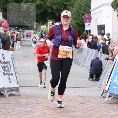 30.08.2026 - Blankeneser Heldenlauf Lena Gebhardt http://msf.ph/oto/10063604 30.08.2026 12:39:16 Ziel 2651, 2826, 4234 meine-sportfotos.de