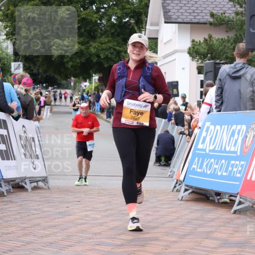 30.08.2026 - Blankeneser Heldenlauf Lena Gebhardt http://msf.ph/oto/10063607 30.08.2026 12:39:17 Ziel 2651, 2826 meine-sportfotos.de