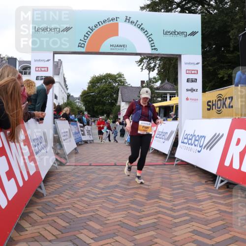 30.08.2026 - Blankeneser Heldenlauf Lena Gebhardt http://msf.ph/oto/10063614 30.08.2026 12:39:19 Ziel 2651, 2826, 4306 meine-sportfotos.de