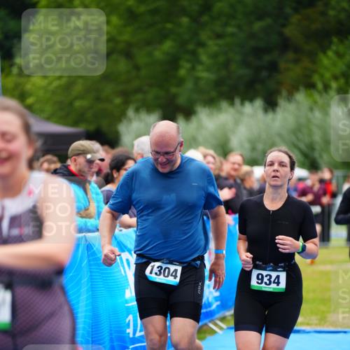 30.08.2026 - Elbe Triathlon Hamburg LAZAROV Photography http://msf.ph/oto/10063629 30.08.2026 11:57:47 Ziel 510, 860, 934, 1304, 1410, 1457 meine-sportfotos.de