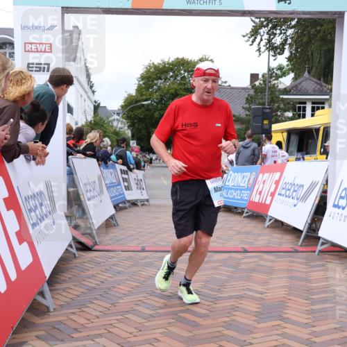 30.08.2026 - Blankeneser Heldenlauf Lena Gebhardt http://msf.ph/oto/10063631 30.08.2026 12:39:23 Ziel 2242, 2826, 4306 meine-sportfotos.de