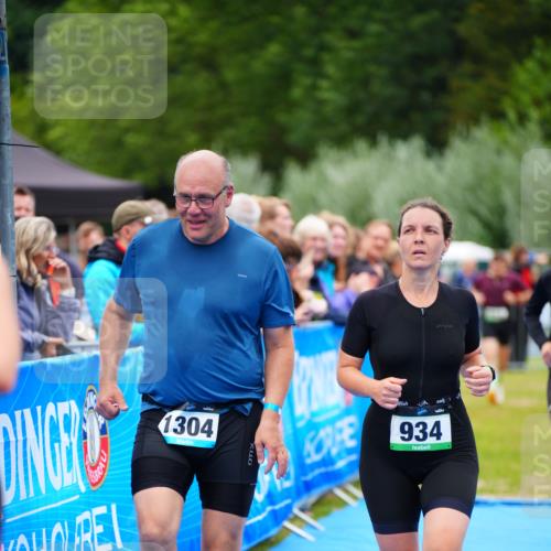 30.08.2026 - Elbe Triathlon Hamburg LAZAROV Photography http://msf.ph/oto/10063632 30.08.2026 11:57:48 Ziel 510, 860, 934, 1304, 1410, 1457 meine-sportfotos.de