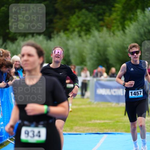 30.08.2026 - Elbe Triathlon Hamburg LAZAROV Photography http://msf.ph/oto/10063637 30.08.2026 11:57:49 Ziel 510, 934, 1304, 1410, 1457 meine-sportfotos.de
