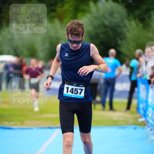 30.08.2026 - Elbe Triathlon Hamburg LAZAROV Photography http://msf.ph/oto/10063643 30.08.2026 11:57:50 Ziel 510, 934, 1304, 1410, 1457 meine-sportfotos.de