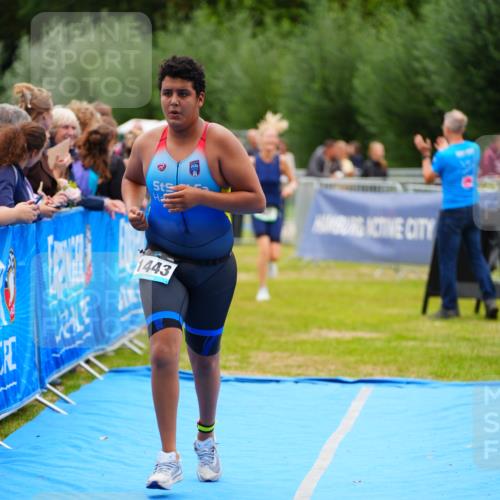 30.08.2026 - Elbe Triathlon Hamburg LAZAROV Photography http://msf.ph/oto/10063671 30.08.2026 11:58:03 Ziel 962, 1333, 1443, 1458 meine-sportfotos.de