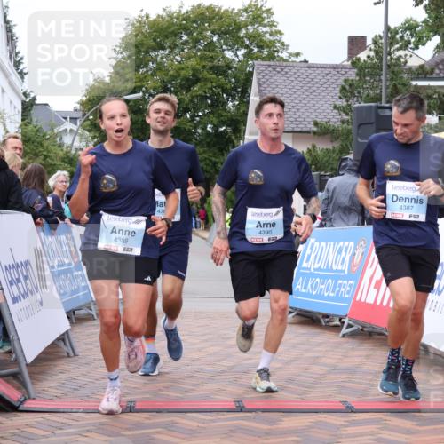 30.08.2026 - Blankeneser Heldenlauf Lena Gebhardt http://msf.ph/oto/10063725 30.08.2026 12:40:08 Ziel 4049, 4387, 4388, 4389, 4390 meine-sportfotos.de