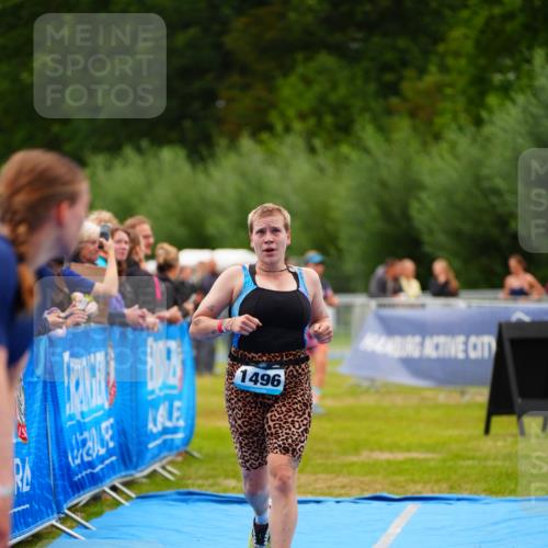30.08.2026 - Elbe Triathlon Hamburg LAZAROV Photography http://msf.ph/oto/10063749 30.08.2026 11:58:35 Ziel 1462, 1496, 1575 meine-sportfotos.de