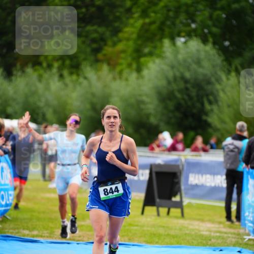 30.08.2026 - Elbe Triathlon Hamburg LAZAROV Photography http://msf.ph/oto/10063765 30.08.2026 11:58:44 Ziel 844, 1588 meine-sportfotos.de