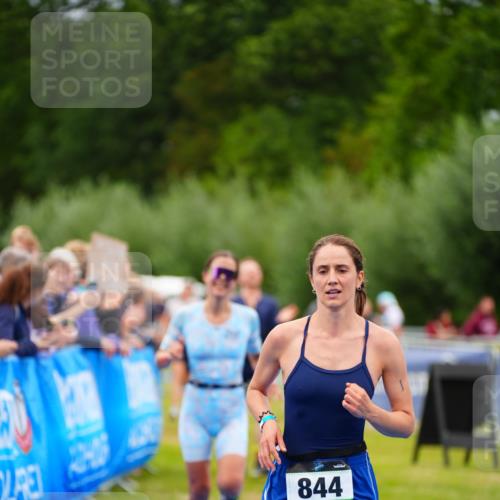30.08.2026 - Elbe Triathlon Hamburg LAZAROV Photography http://msf.ph/oto/10063770 30.08.2026 11:58:46 Ziel 844, 1401, 1489, 1526, 1588 meine-sportfotos.de