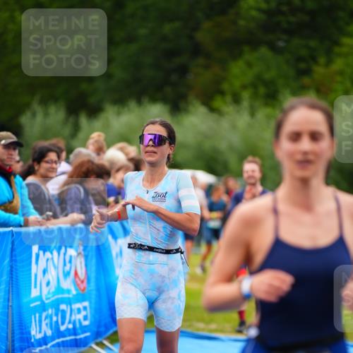 30.08.2026 - Elbe Triathlon Hamburg LAZAROV Photography http://msf.ph/oto/10063774 30.08.2026 11:58:47 Ziel 844, 1401, 1489, 1526, 1588 meine-sportfotos.de
