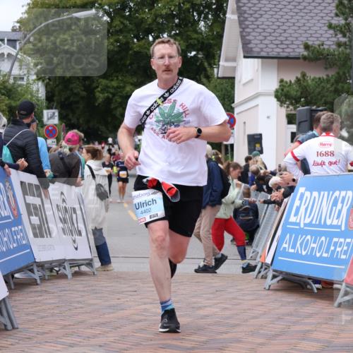 30.08.2026 - Blankeneser Heldenlauf Lena Gebhardt http://msf.ph/oto/10063798 30.08.2026 12:40:31 Ziel 2725, 4402, 4446 meine-sportfotos.de