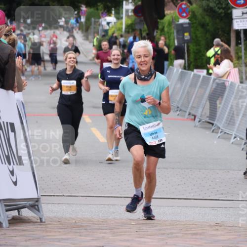 30.08.2026 - Blankeneser Heldenlauf Lena Gebhardt http://msf.ph/oto/10063815 30.08.2026 12:40:38 Ziel 4402, 4468 meine-sportfotos.de