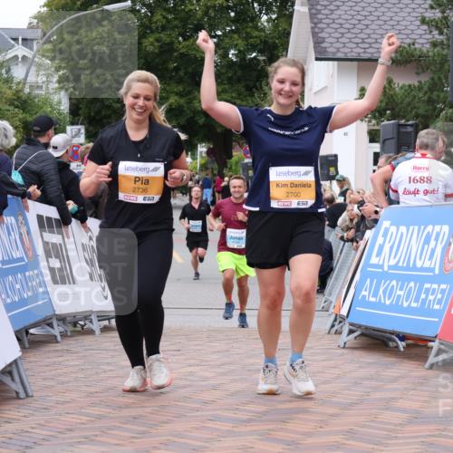 30.08.2026 - Blankeneser Heldenlauf Lena Gebhardt http://msf.ph/oto/10063844 30.08.2026 12:40:48 Ziel 2700, 2736, 4124, 4468 meine-sportfotos.de