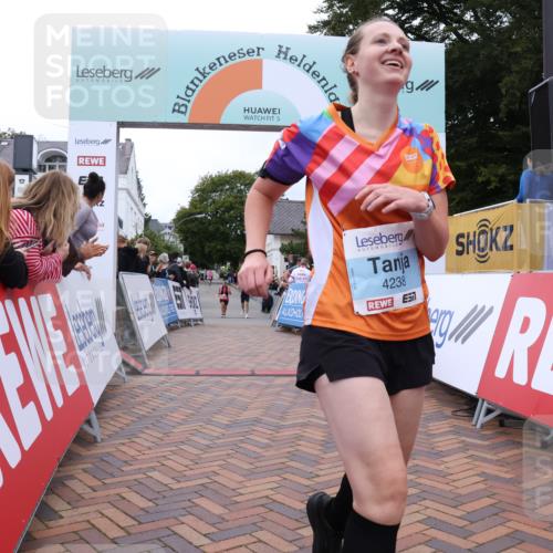30.08.2026 - Blankeneser Heldenlauf Lena Gebhardt http://msf.ph/oto/10063922 30.08.2026 12:41:21 Ziel 4238, 4336 meine-sportfotos.de