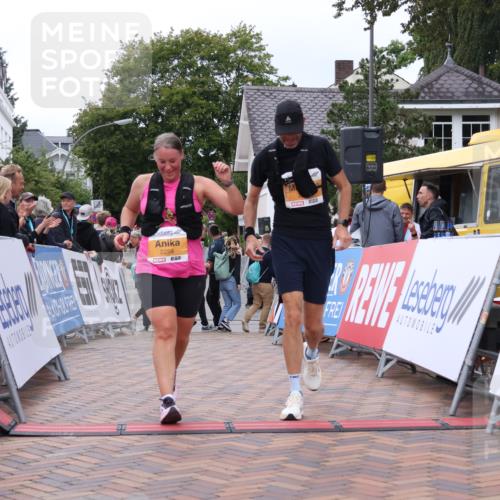 30.08.2026 - Blankeneser Heldenlauf Lena Gebhardt http://msf.ph/oto/10063933 30.08.2026 12:41:29 Ziel 2259, 2260 meine-sportfotos.de
